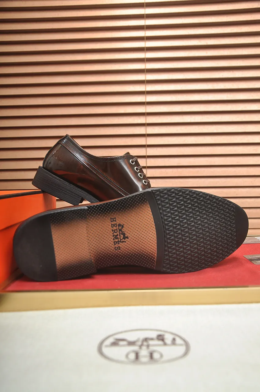 Men's shoes💰540💶[HERMES] (cowhide lining)🍀Italian top luxury🍀He does not pursue novel styles and gorgeous colors, but attracts the favor of successful men with his flawless, elegant and classic style. Formal leather shoes This very comfortable, simple and stable style allows you to easily match any style! The pattern is absolutely 1:1 refined from the original case, and we strive for excellence in materials, imported cowhide + cowhide lining💪💪💪extraordinary texture👍! .Code number: 39-45 (45 customized)